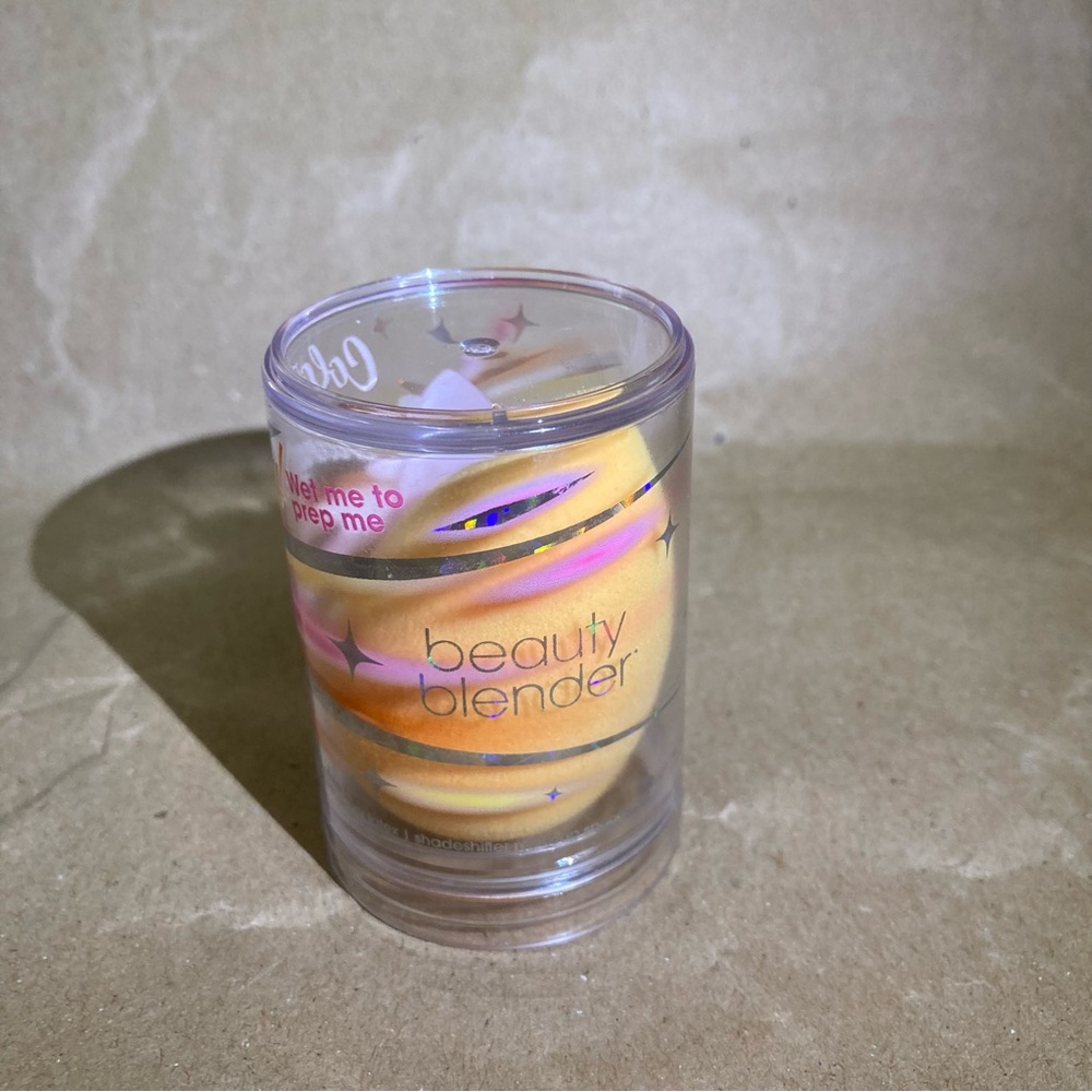 Beautyblender sponge